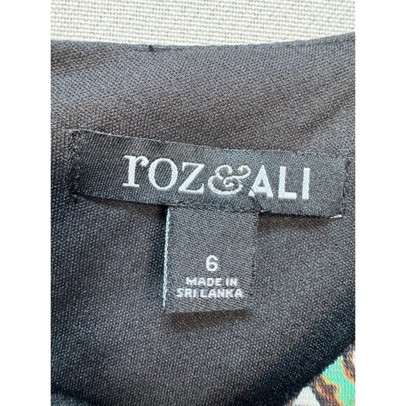 Roz & Ali Women's Mini Dress Half Sleeve Size 6 Multi Geo Lightweight Back Zip - Picture 3 of 13